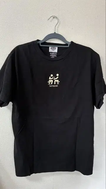 TATOO STUDIO YAMADA 픽토그램 T-셔츠 블랙