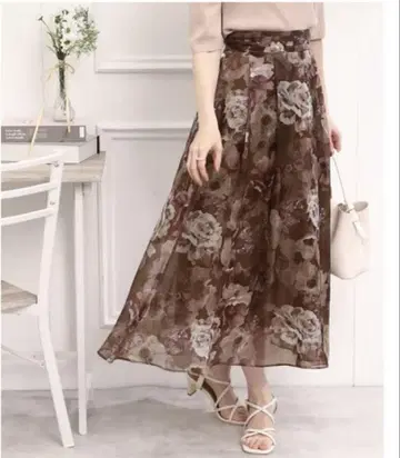 미사용 새상품 Couture Brooch 오간 플뢰르 턱 벨트 스커트