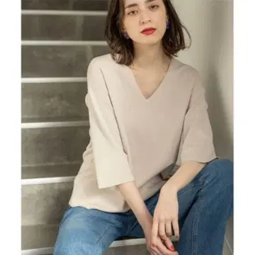 오파크 클립 드라이 터치 V 넥 니트 라이트 그레이