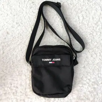 TOMMY JEANS 블랙 숄더백