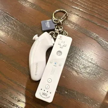 닌텐도 Wii 리모컨 키링