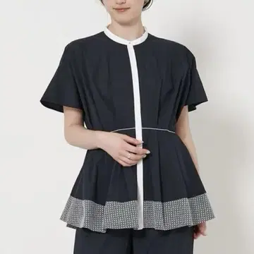 새상품 UNITEDARROWS 자수 돌먼 슬리브 블라우스 블루