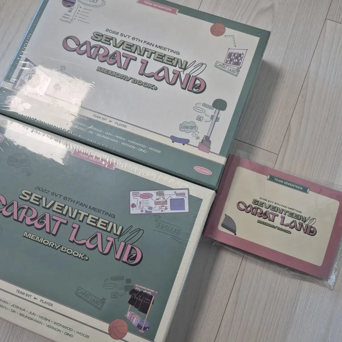 [미개봉] 2022 세븐틴 캐럿랜드 메모리북 DVD 디지털코드 특전