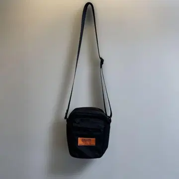 UNIVERSAL OVERALL 숄더백 블랙