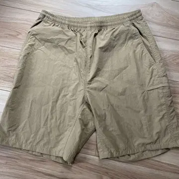 새상품급 무인양품 MUJI 발수 나일론 숏팬츠 베이지 M 사이즈