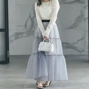 La boutique BonBon 시어 오간자 티어드 스커트