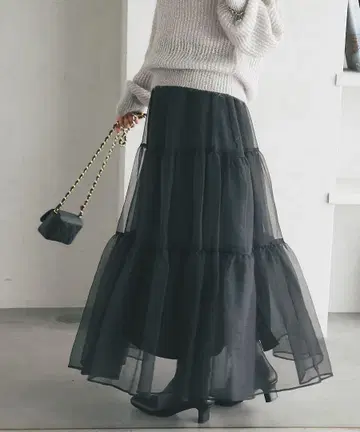 La boutique BonBon 시어 오간자 티어드 스커트
