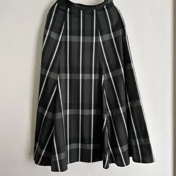 플레어 롱 스커트 블랙 체크