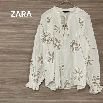 ZARA [XS] 아이보리 꽃무늬 자수 긴팔 셔츠 얇은 소재 소매 프릴