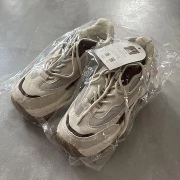 mysa closet 댑 스니커즈