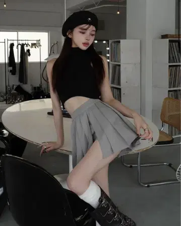 Darich 플리츠 랩 스터드 숏 팬츠 M