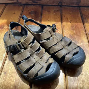 KEEN 킨 NEW PORT 뉴포트 샌들 us12