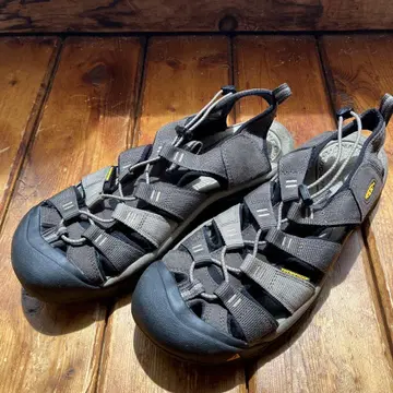 KEEN 킨 NEW PORT 뉴포트 샌들 us12