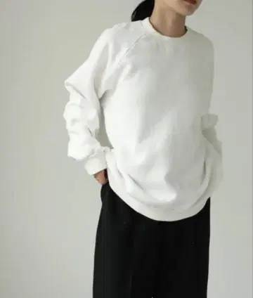 TODAYFUL 화이트 래글런 크루넥 맨투맨