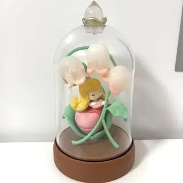 FLOWERS AND SHADOWS 오로라 공주 피규어
