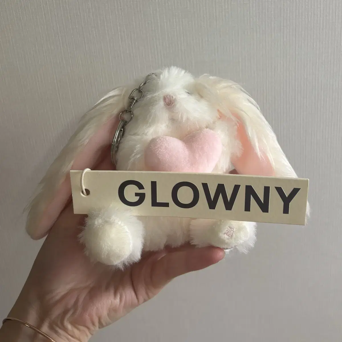 GLOWNY | 글로니 Glowny Beige Hug Me Teddy Key Ring, Unused
