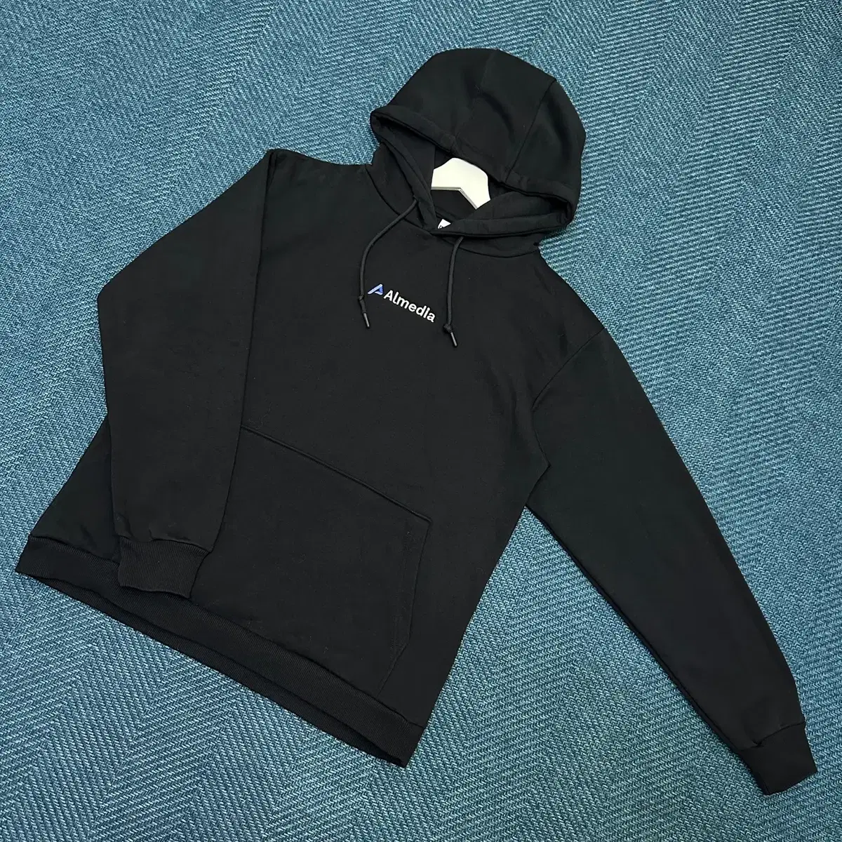 [L] mula Hoodie 10,000 Won Shop
