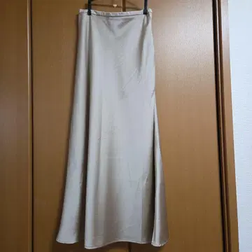 URBAN RESEARCH DOORS 베이지 플레어 스커트 M