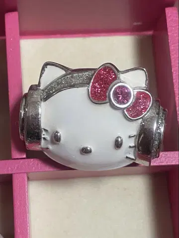 DJHelloKitty 빔즈 콜라보 반지 키티