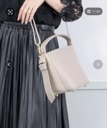 AULENTTI 2WAY 가죽 숄더백 파우치 포함