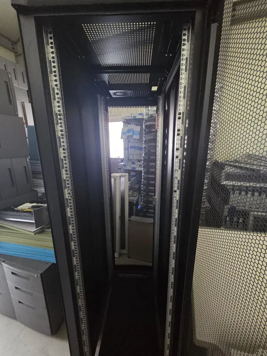 Server rack