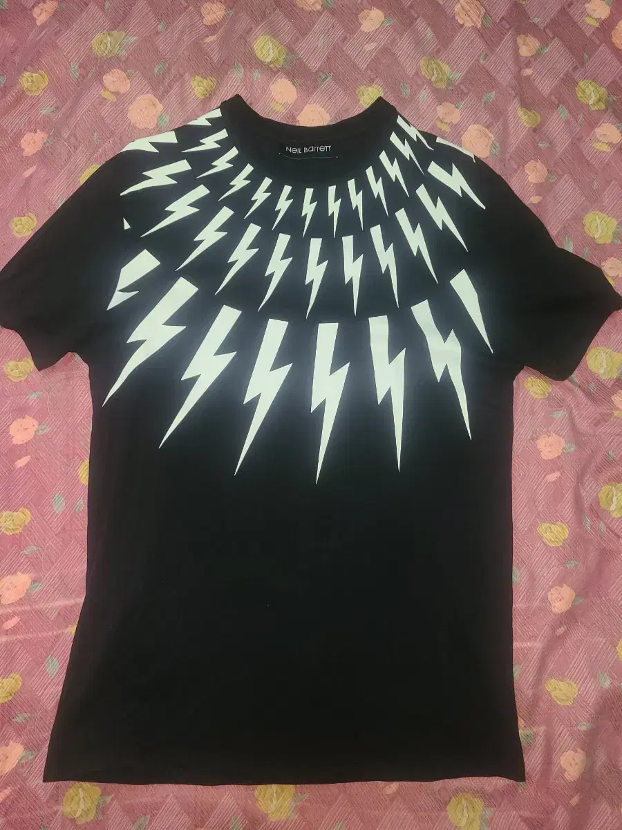 Neil Barrett Lightning vahn Sleeve