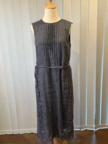 MAX Mara 슬리브리스 원피스