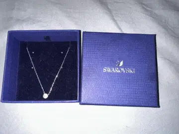 SWAROVSKI 실버 펜던트 목걸이