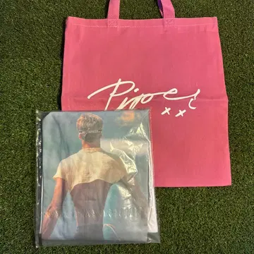 PIPER 티셔츠 및 토트백