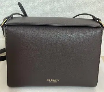 AND CHOUETTE 브라운 가죽 숄더백