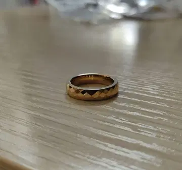 텅스텐 골드 다각형 컷 반지