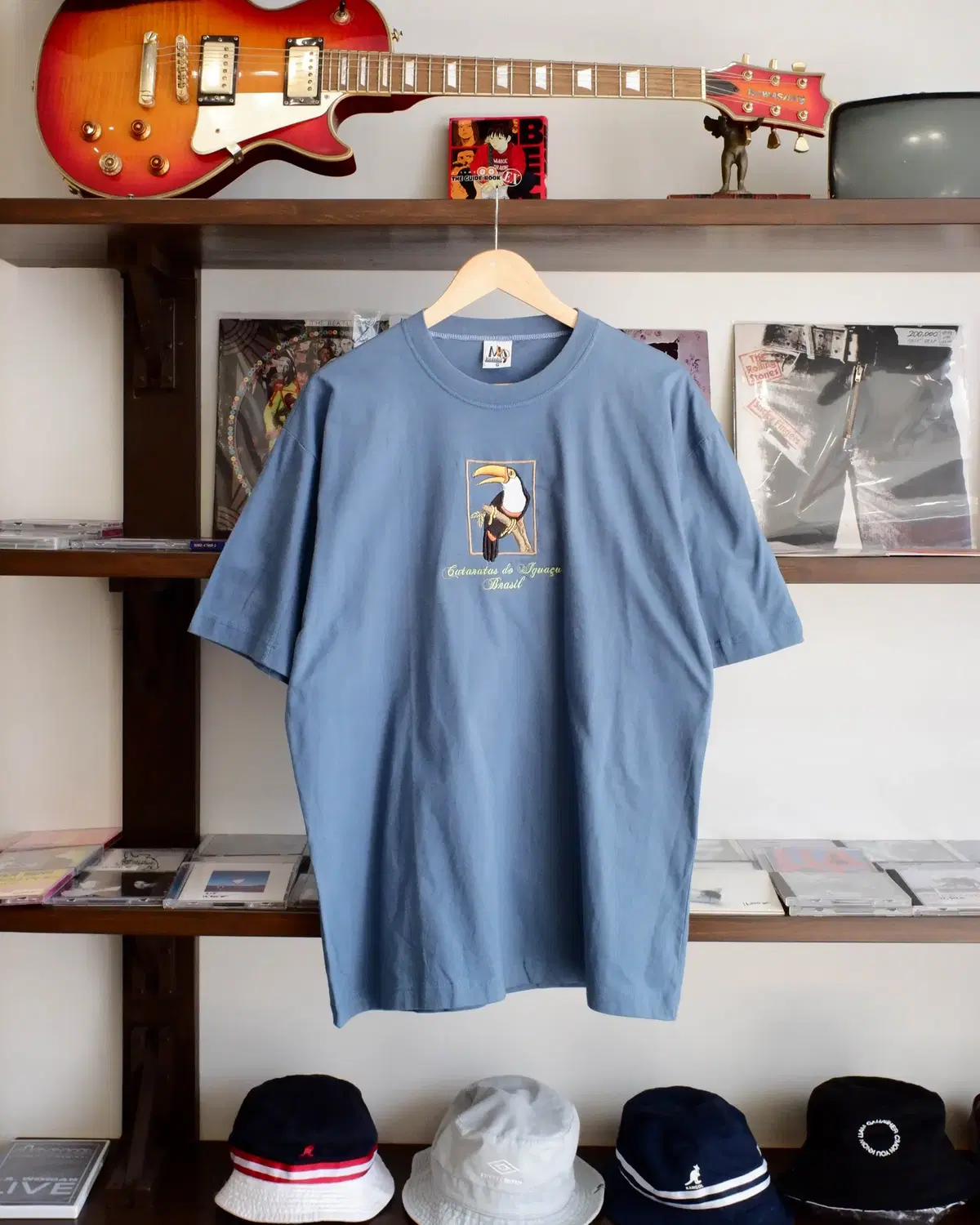 Vintage Parrot T-shirt, Size 105