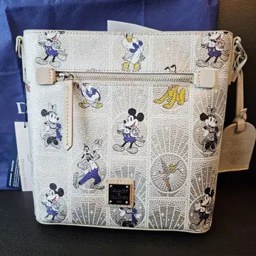DOONEY & BOURKE 디즈니 100주년 숄더백