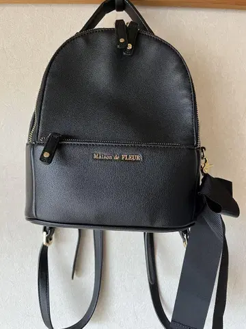 Maison de FLEUR 블랙 백팩