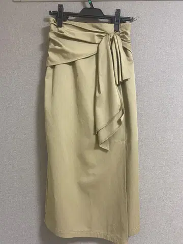 앱와이어 리본 타이트 스커트