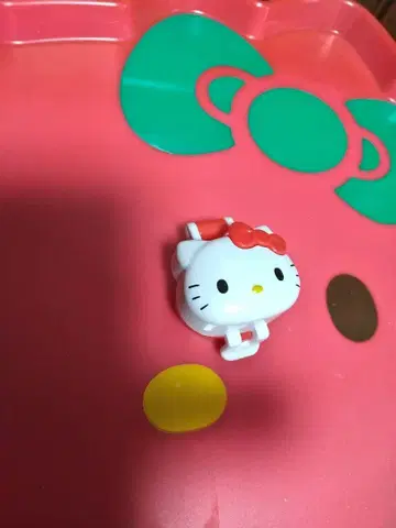 헬로키티 병뚜껑