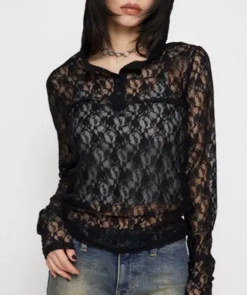 러그 아젬 후드 부착 레이스 긴팔 상의 FLOR LACE HOODIE