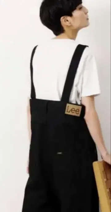 Lee 블랙 살로펫