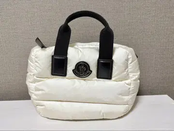 몽클레어 화이트 토트백 퀼팅