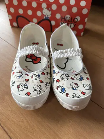 키티 아사히 슈즈 24cm