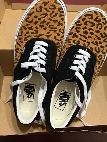 Vans 레오파드 무늬 스니커즈