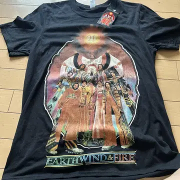 Earth, Wind & Fire 티셔츠