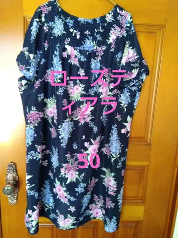 로즈 티아라 네이비 꽃무늬 반팔 원피스 50 미사용에 가까운