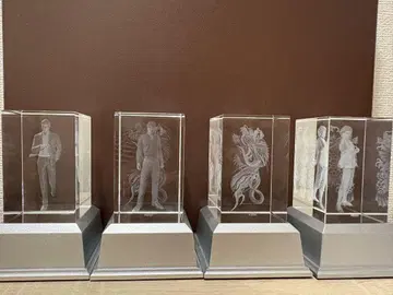 용과 같이 3D 크리스탈 묶음 판매