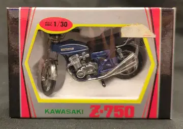 사쿠라 1/30 캐스트 호일 가와사키 Z-750 FOUR 스탠다드