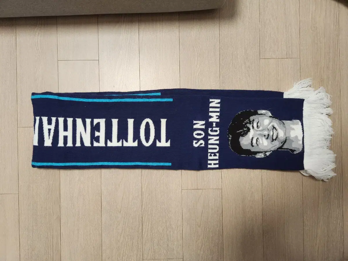 Tottenham Apparel Son Heung-min Scarf