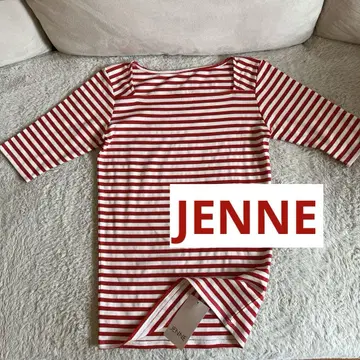 새상품 JENNE 레드 스트라이프 긴팔 티셔츠 M 사이즈 정가 6600엔