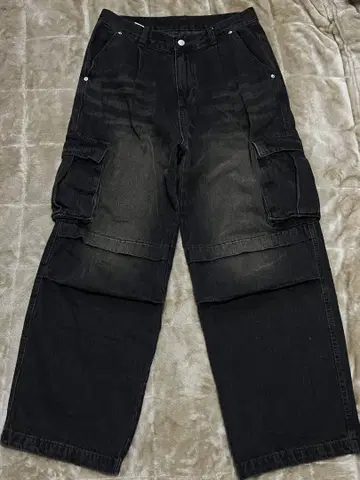 블랙 카고 데님 팬츠