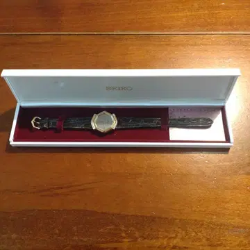 NINA RICCI SEIKO 케이스 포함