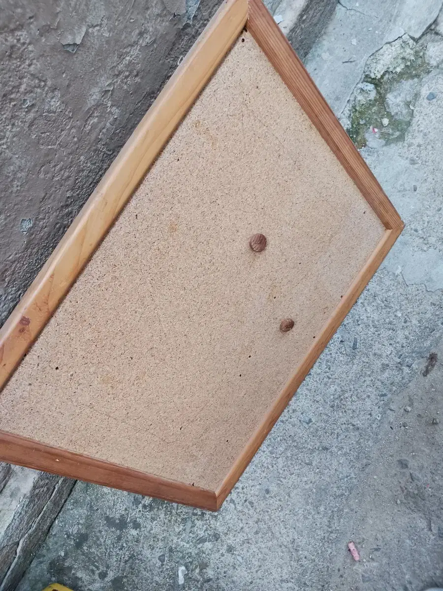 Cork memo board disposal